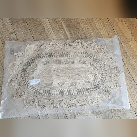 Anthropologie Spiraled Handcrafted Jute Doormat NEW - Picture 3 of 3